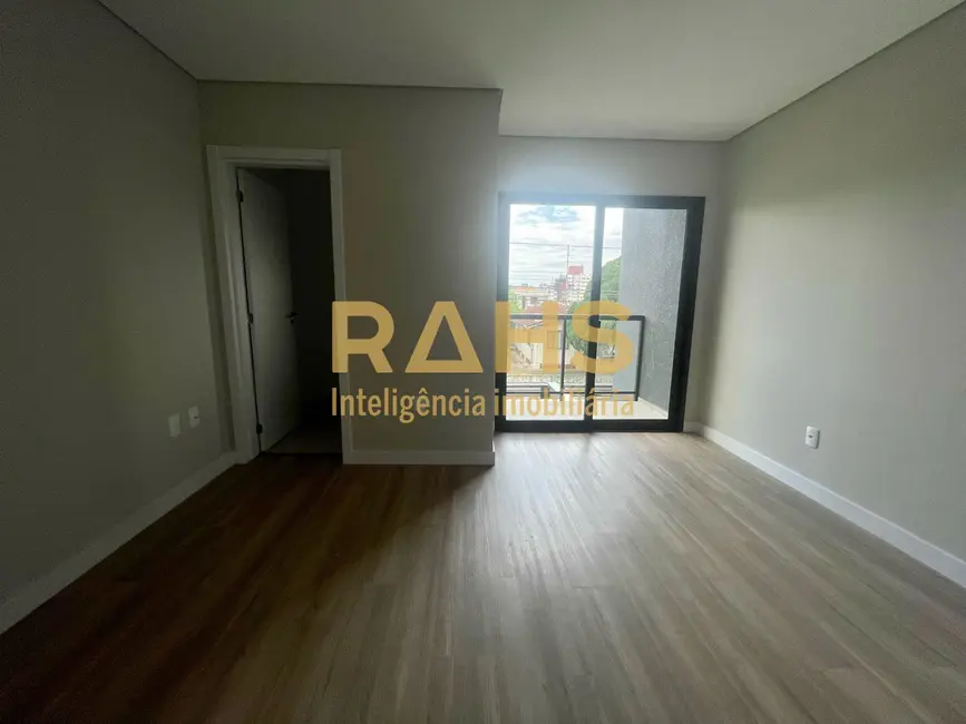 Foto 6 de Casa com 3 quartos à venda, 109m2 em Bom Retiro, Joinville - SC