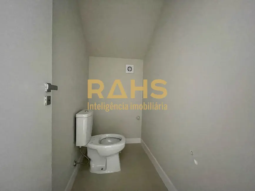 Foto 3 de Casa com 3 quartos à venda, 109m2 em Bom Retiro, Joinville - SC