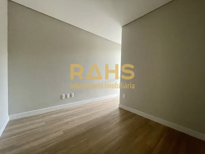 Foto 8 de Casa com 3 quartos à venda, 109m2 em Bom Retiro, Joinville - SC