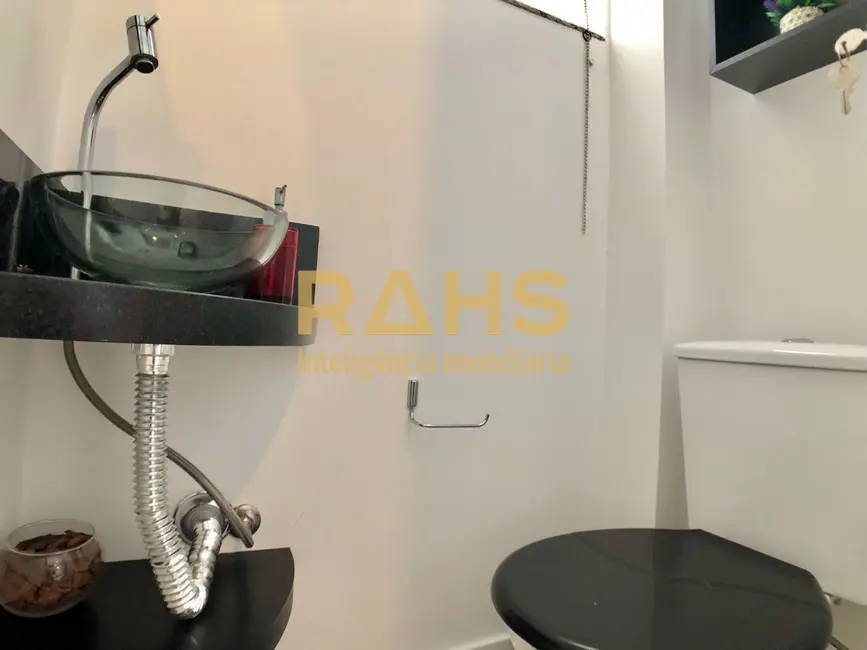 Foto 4 de Casa com 3 quartos à venda, 115m2 em Vila Nova, Joinville - SC