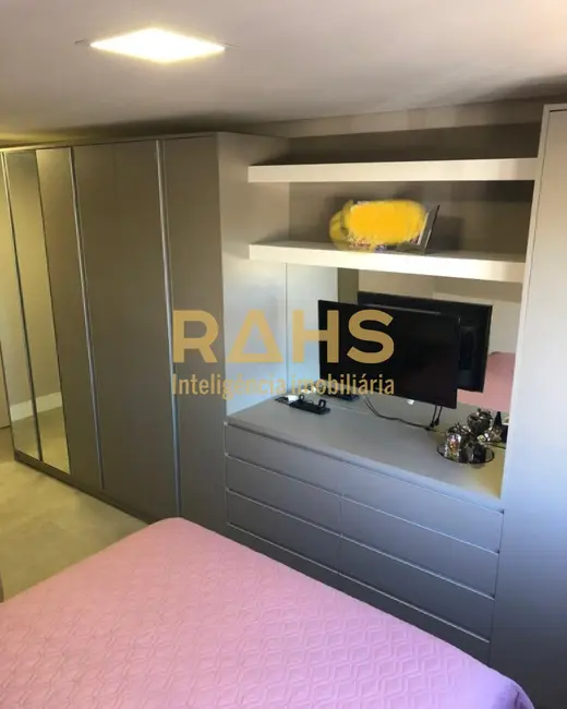 Foto 9 de Apartamento com 3 quartos à venda, 121m2 em Centro, Joinville - SC