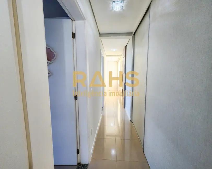 Foto 8 de Apartamento com 3 quartos à venda, 125m2 em Centro, Balneario Picarras - SC
