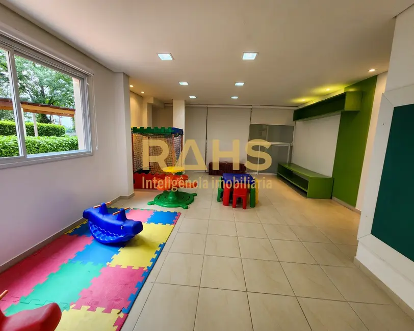 Foto 9 de Apartamento com 2 quartos à venda, 64m2 em Santo Antônio, Joinville - SC