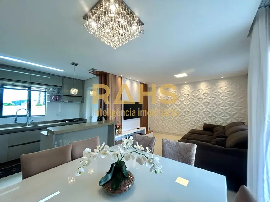 Foto 4 de Apartamento com 3 quartos à venda, 92m2 em Saguaçu, Joinville - SC