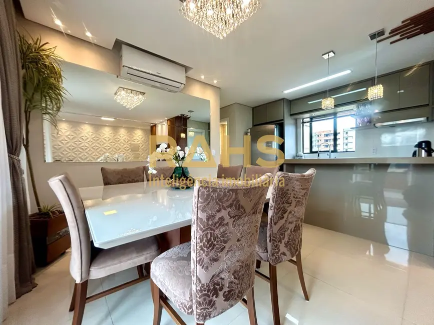 Foto 7 de Apartamento com 3 quartos à venda, 92m2 em Saguaçu, Joinville - SC