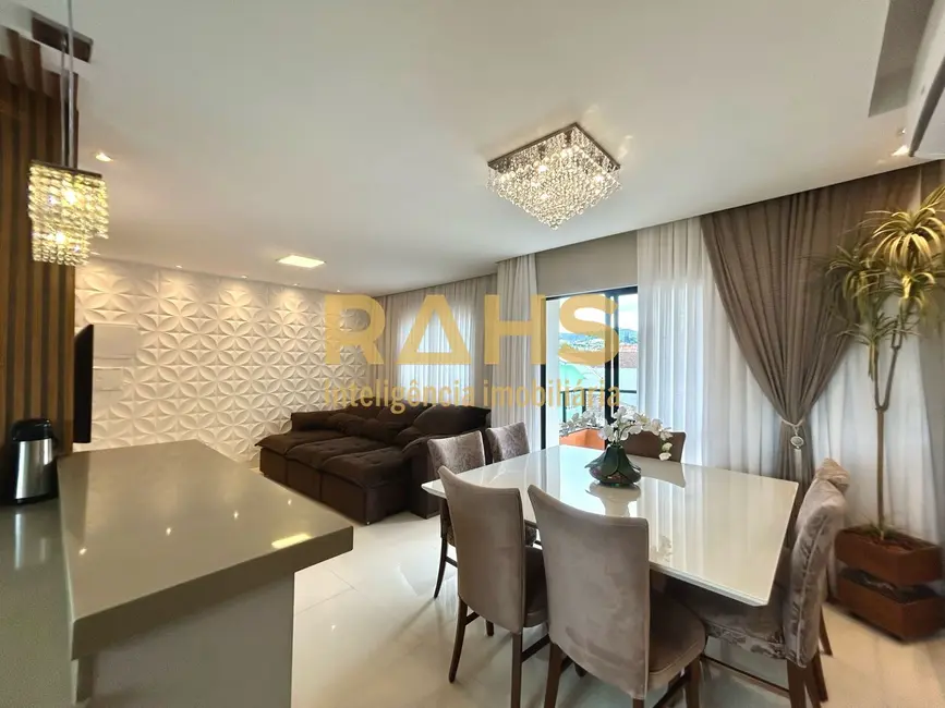 Foto 1 de Apartamento com 3 quartos à venda, 92m2 em Saguaçu, Joinville - SC