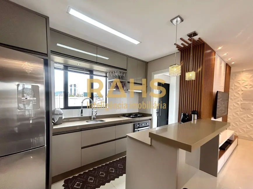 Foto 8 de Apartamento com 3 quartos à venda, 92m2 em Saguaçu, Joinville - SC