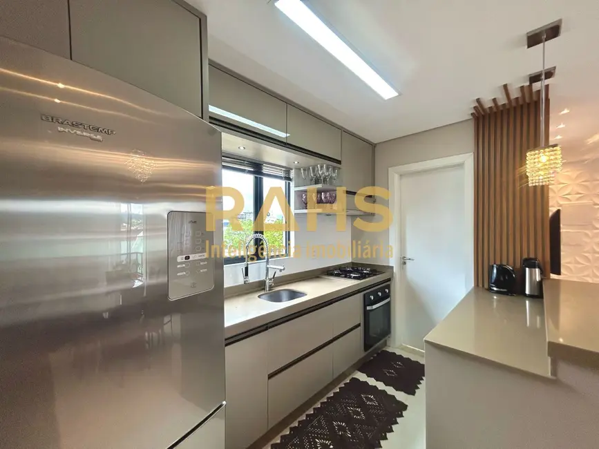 Foto 9 de Apartamento com 3 quartos à venda, 92m2 em Saguaçu, Joinville - SC