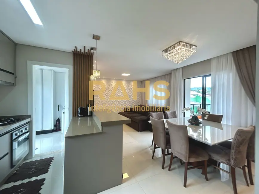 Foto 3 de Apartamento com 3 quartos à venda, 92m2 em Saguaçu, Joinville - SC