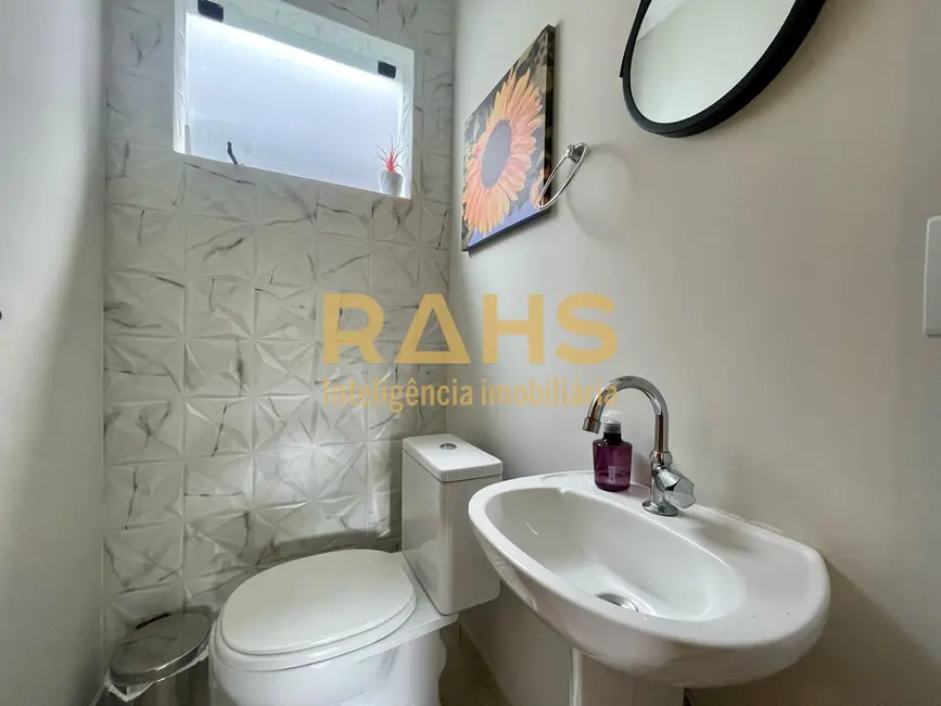 Foto 3 de Casa de Condomínio com 3 quartos à venda, 163m2 em Vila Nova, Joinville - SC