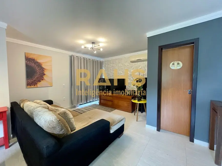 Foto 2 de Casa de Condomínio com 3 quartos à venda, 163m2 em Vila Nova, Joinville - SC