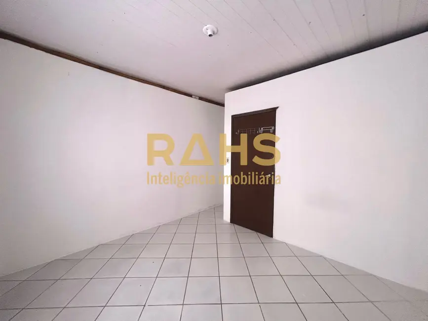 Foto 8 de Terreno / Lote à venda em Vila Nova, Joinville - SC