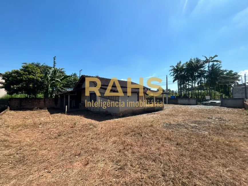 Foto 12 de Terreno / Lote à venda em Vila Nova, Joinville - SC