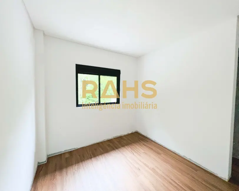 Foto 8 de Casa com 3 quartos à venda, 160m2 em Bom Retiro, Joinville - SC