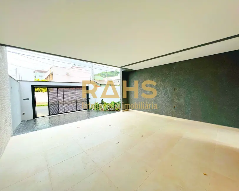 Foto 9 de Casa com 3 quartos à venda, 160m2 em Bom Retiro, Joinville - SC