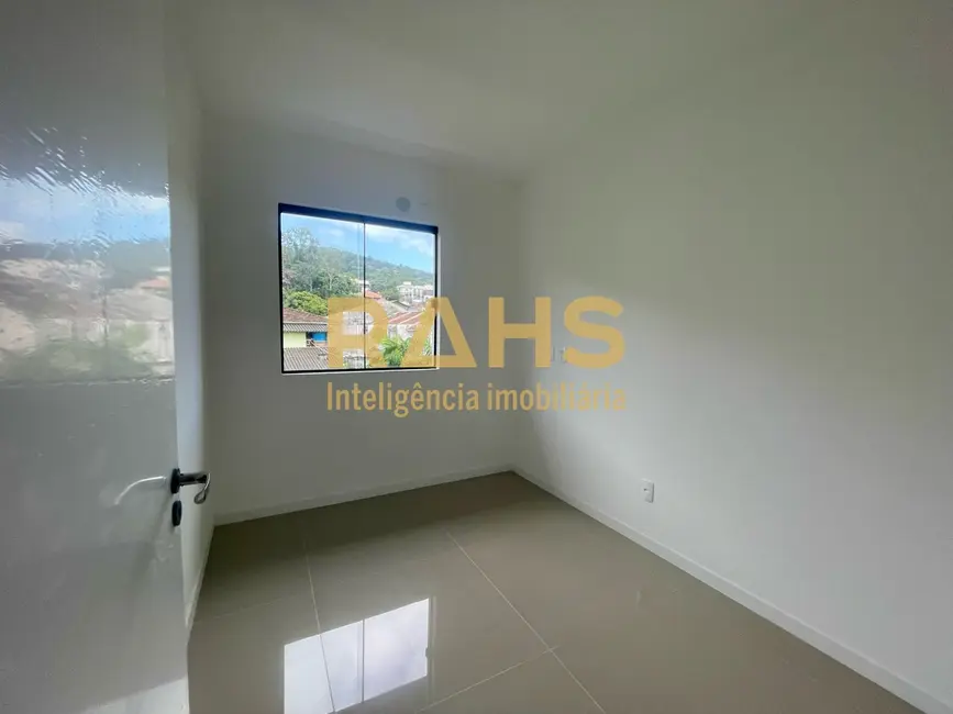 Foto 5 de Apartamento com 3 quartos à venda, 74m2 em Iririú, Joinville - SC