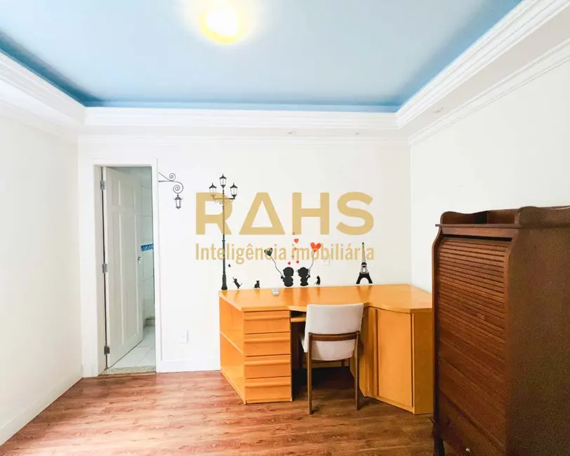 Casa com 3 quartos à venda, 168m2 em Aventureiro, Joinville - SC - imagem 4 Foto 4 de Casa com 3 quartos à venda, 168m2 em Aventureiro, Joinville - SC