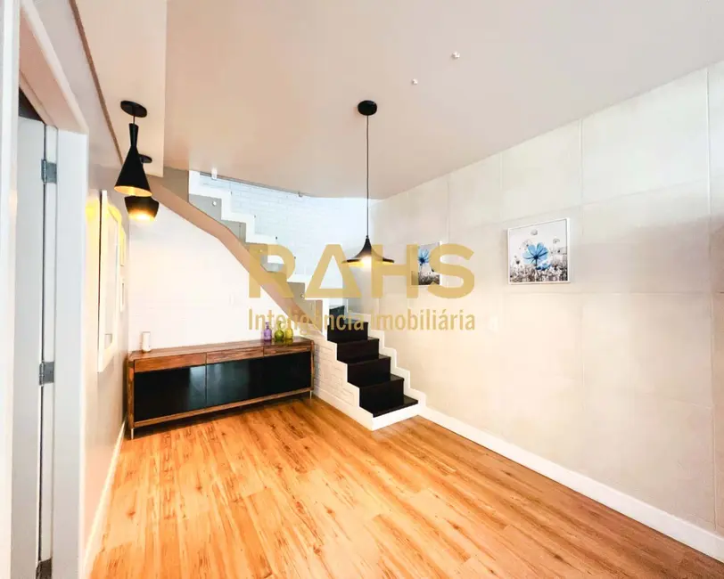 Foto 33 de Casa com 3 quartos à venda, 168m2 em Aventureiro, Joinville - SC