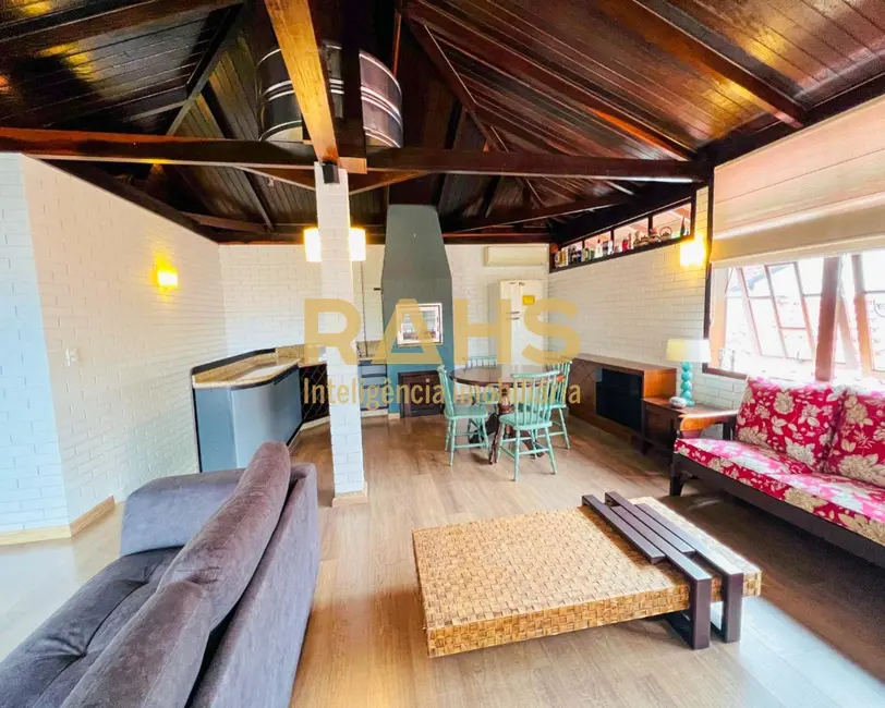 Casa com 3 quartos à venda, 168m2 em Aventureiro, Joinville - SC - imagem 9 Foto 9 de Casa com 3 quartos à venda, 168m2 em Aventureiro, Joinville - SC