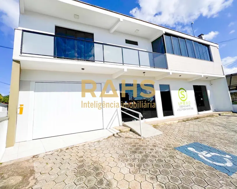 Casa com 2 quartos à venda, 330m2 em Iririú, Joinville - SC - imagem 7 Foto 7 de Casa com 2 quartos à venda, 330m2 em Iririú, Joinville - SC