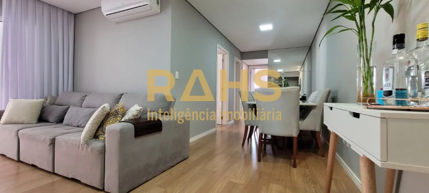 Foto 2 de Apartamento com 3 quartos à venda, 93m2 em Costa e Silva, Joinville - SC