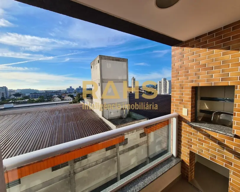 Foto 3 de Apartamento com 2 quartos à venda, 52m2 em Bucarein, Joinville - SC