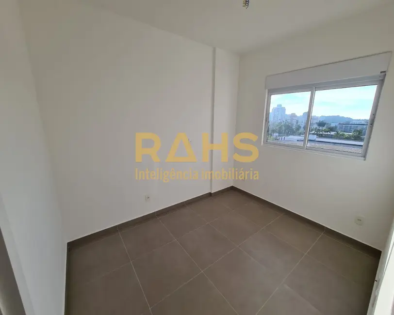 Foto 9 de Apartamento com 2 quartos à venda, 52m2 em Bucarein, Joinville - SC