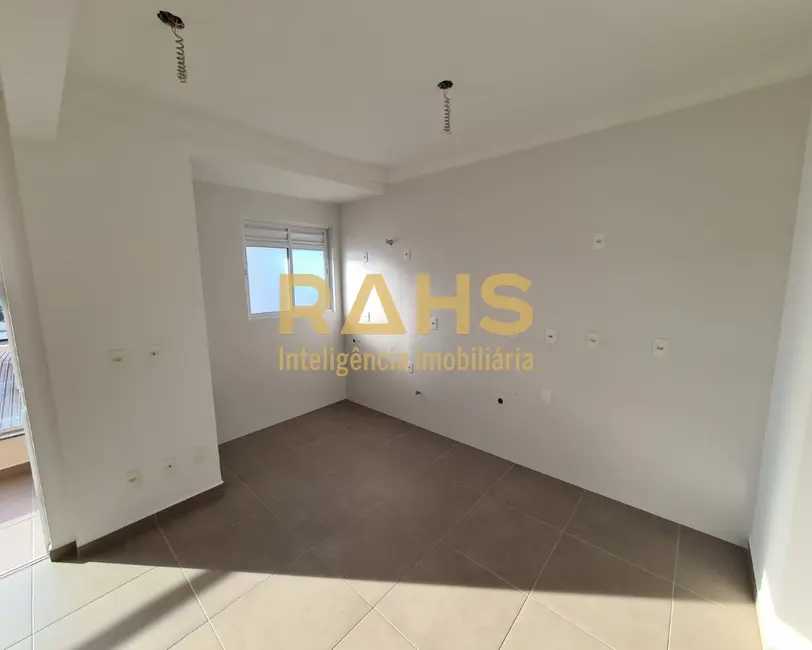 Foto 6 de Apartamento com 2 quartos à venda, 52m2 em Bucarein, Joinville - SC