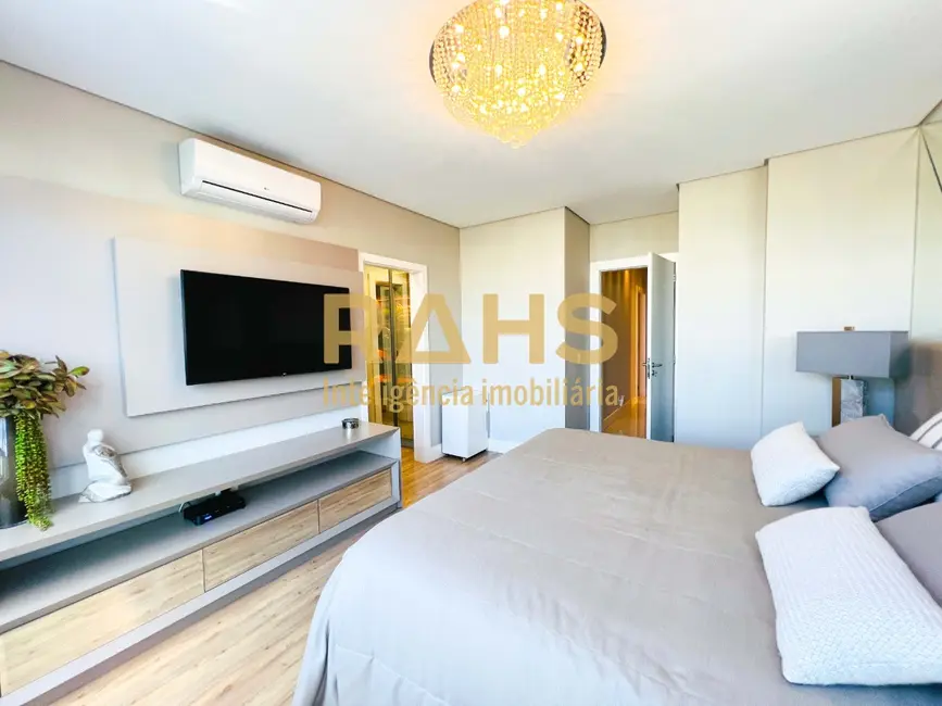 Foto 5 de Apartamento com 4 quartos à venda, 251m2 em Atiradores, Joinville - SC