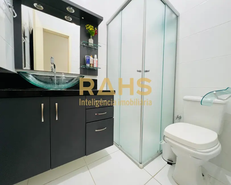 Foto 6 de Casa com 3 quartos à venda, 81m2 em Boa Vista, Joinville - SC