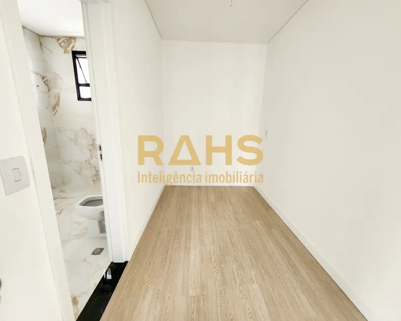 Foto 7 de Casa de Condomínio com 3 quartos à venda, 200m2 em Vila Nova, Joinville - SC