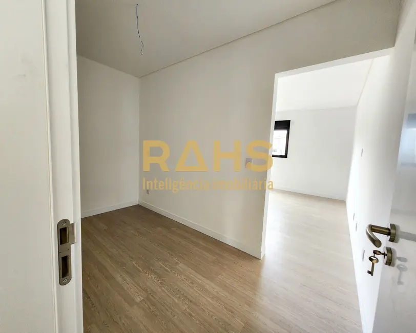 Foto 4 de Casa de Condomínio com 3 quartos à venda, 200m2 em Vila Nova, Joinville - SC