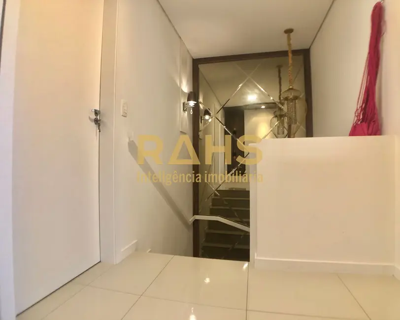 Foto 5 de Casa de Condomínio com 3 quartos à venda, 117m2 em Bom Retiro, Joinville - SC