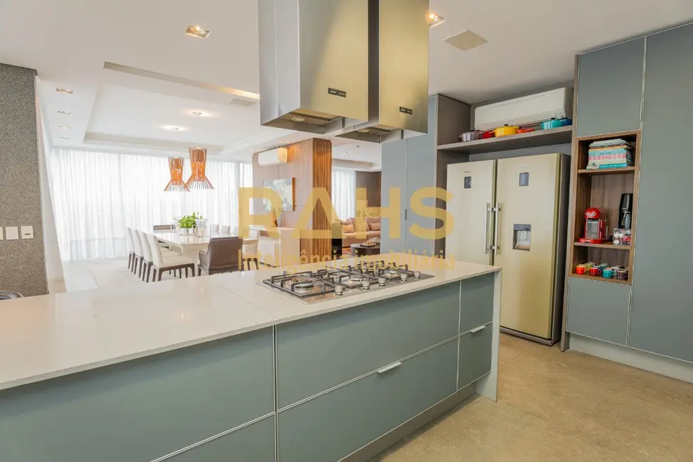 Foto 3 de Cobertura com 4 quartos à venda, 500m2 em Atiradores, Joinville - SC