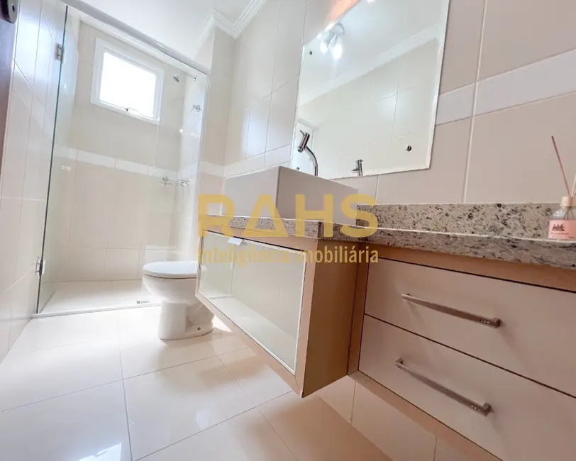 Foto 4 de Apartamento com 3 quartos à venda, 127m2 em Centro, Joinville - SC