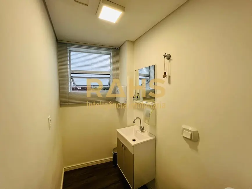 Foto 4 de Sala Comercial à venda, 43m2 em Centro, Joinville - SC