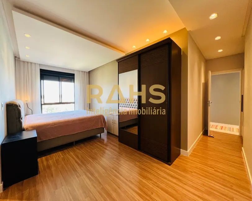 Foto 9 de Cobertura com 3 quartos à venda, 193m2 em Santo Antônio, Joinville - SC