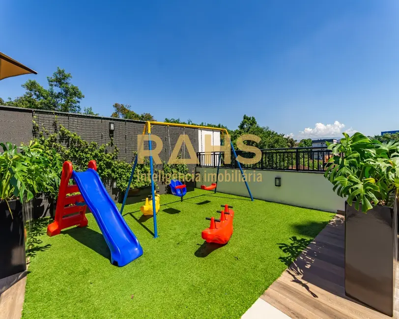 Foto 3 de Apartamento com 2 quartos à venda, 151m2 em Costa e Silva, Joinville - SC