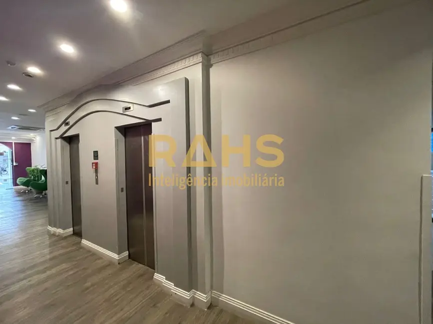 Foto 4 de Apartamento com 1 quarto à venda, 31m2 em Centro, Joinville - SC