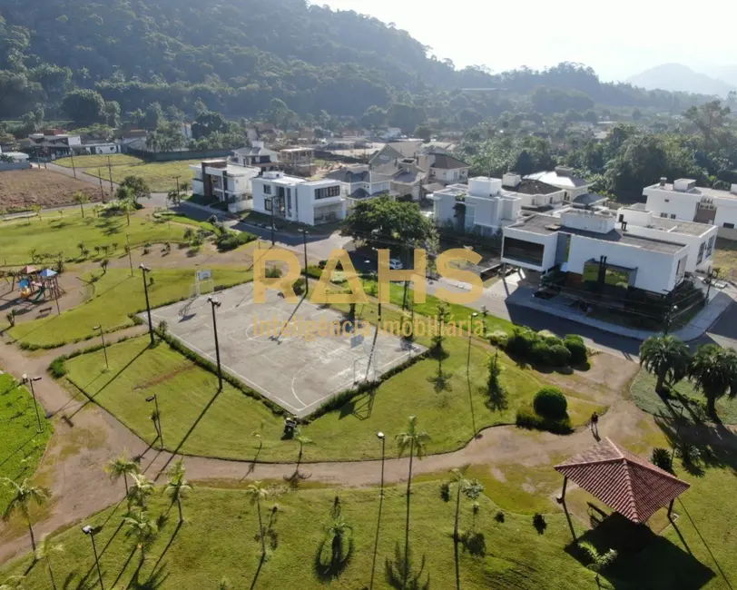 Foto 1 de Terreno / Lote à venda em Pirabeiraba (Pirabeiraba), Joinville - SC