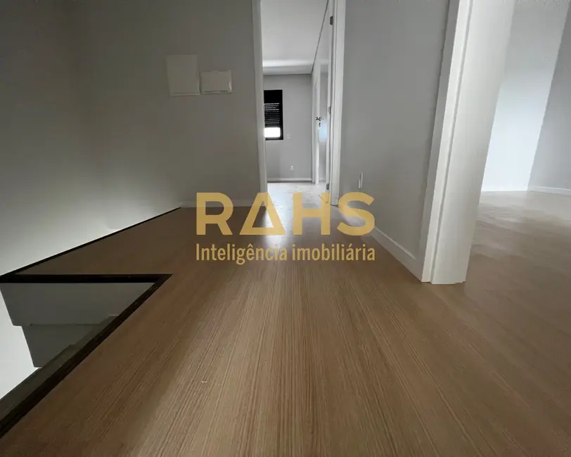 Foto 6 de Casa com 3 quartos à venda, 150m2 em América, Joinville - SC