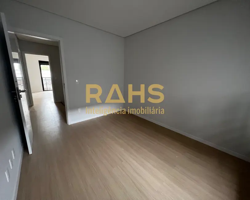 Foto 5 de Casa com 3 quartos à venda, 150m2 em América, Joinville - SC