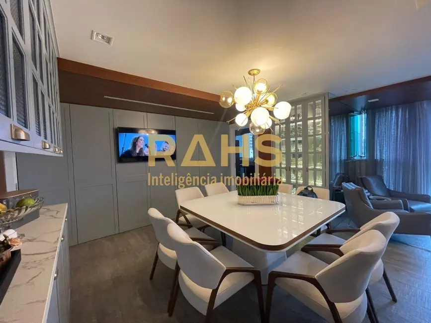 Foto 6 de Apartamento com 3 quartos à venda, 251m2 em Atiradores, Joinville - SC