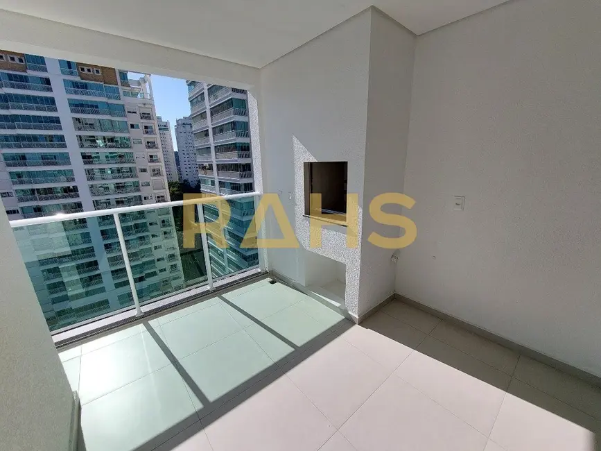 Foto 9 de Apartamento com 3 quartos à venda, 98m2 em Centro, Joinville - SC