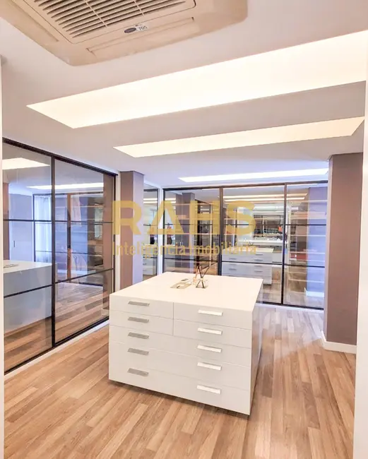 Foto 8 de Cobertura com 3 quartos à venda, 397m2 em Centro, Joinville - SC