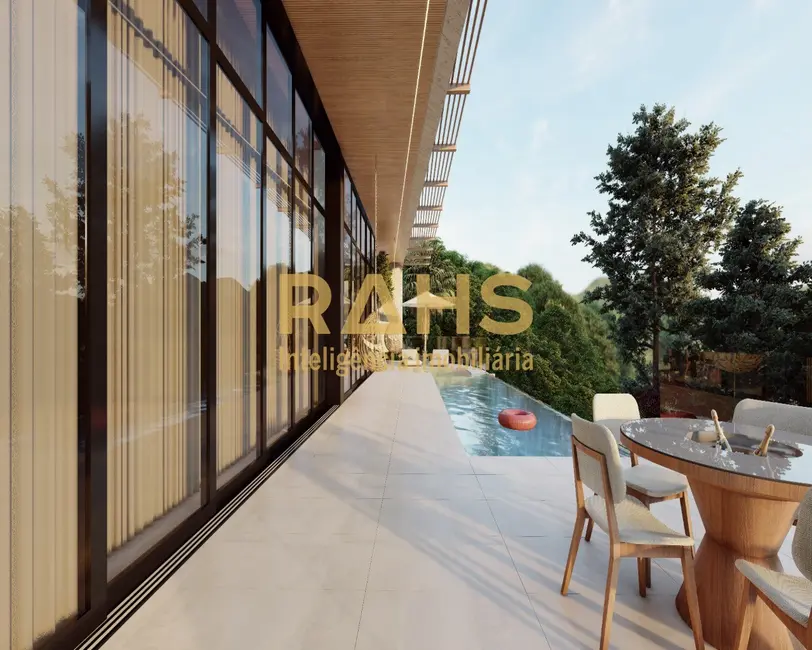 Casa com 3 quartos à venda, 393m2 em Boa Vista, Joinville - SC - imagem 9 Foto 9 de Casa com 3 quartos à venda, 393m2 em Boa Vista, Joinville - SC