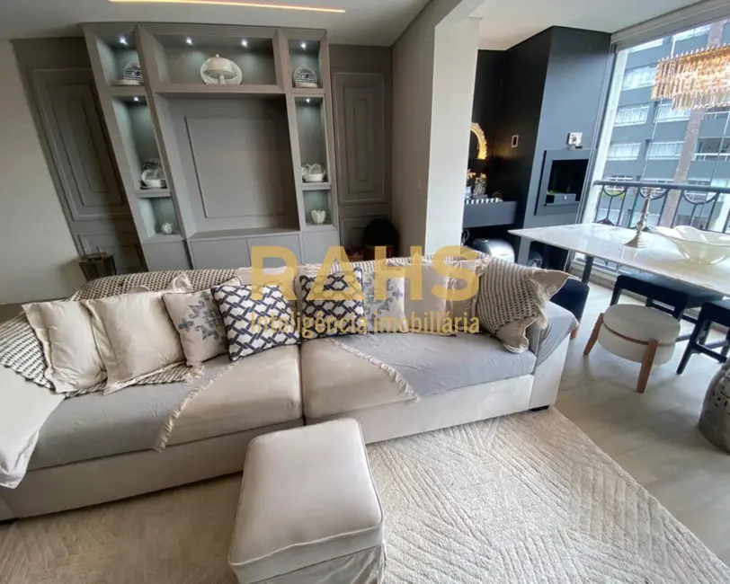 Apartamento com 3 quartos à venda, 104m2 em América, Joinville - SC - imagem 8 Foto 8 de Apartamento com 3 quartos à venda, 104m2 em América, Joinville - SC