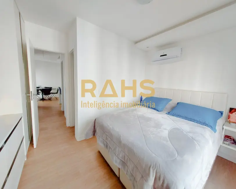 Foto 3 de Apartamento com 2 quartos à venda, 68m2 em Floresta, Joinville - SC