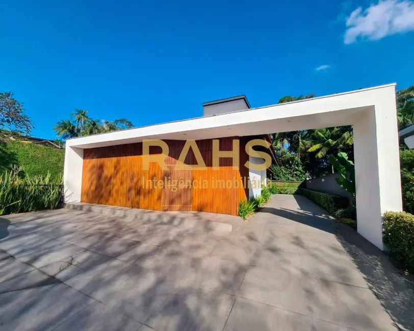 Foto 3 de Casa de Condomínio com 4 quartos à venda, 480m2 em Glória, Joinville - SC