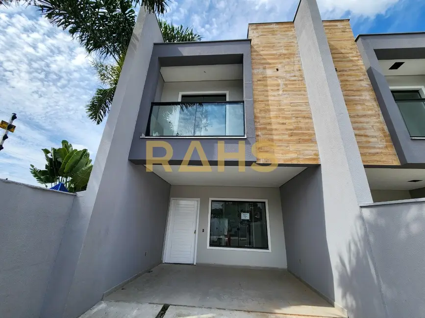 Casa com 3 quartos à venda, 119m2 em Iririú, Joinville - SC - imagem 1 Foto 1 de Casa com 3 quartos à venda, 119m2 em Iririú, Joinville - SC